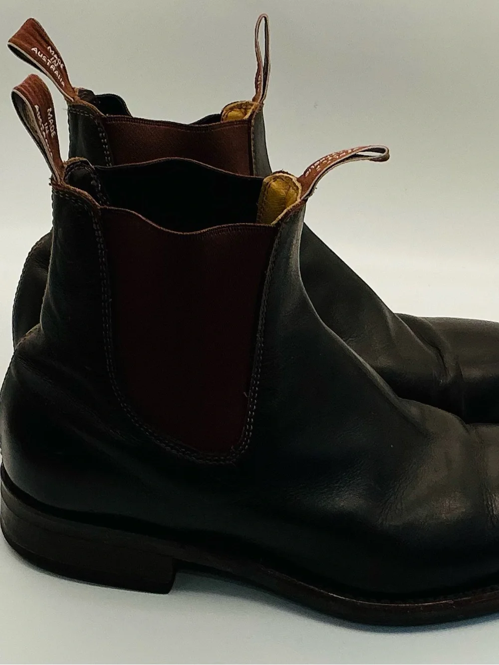 R.M. Williams Comfort Turnout Chelsea Boots Chestnut Brown Size US 10/UK 9